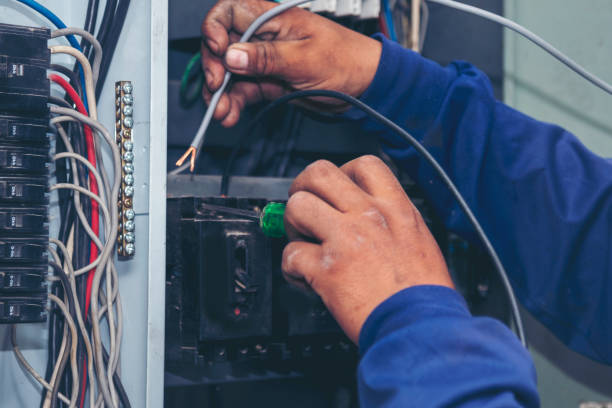 Best Local Electrician Companies  in Green Island, NY